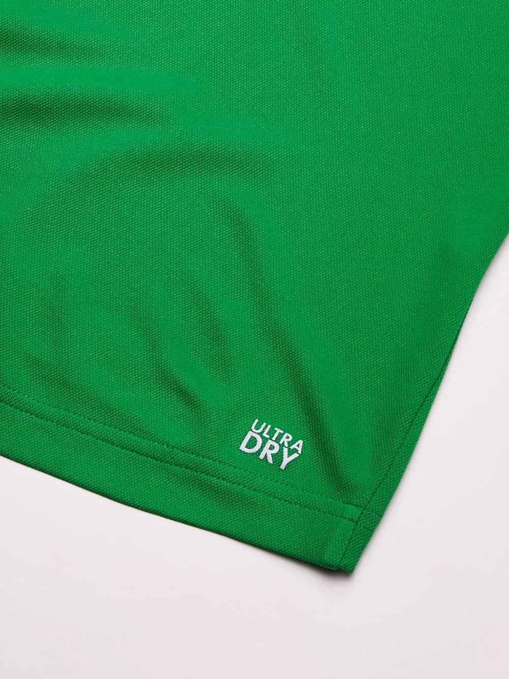 Lacoste Men's Ultra Dry Raglan Sleeve Polo Sport Short